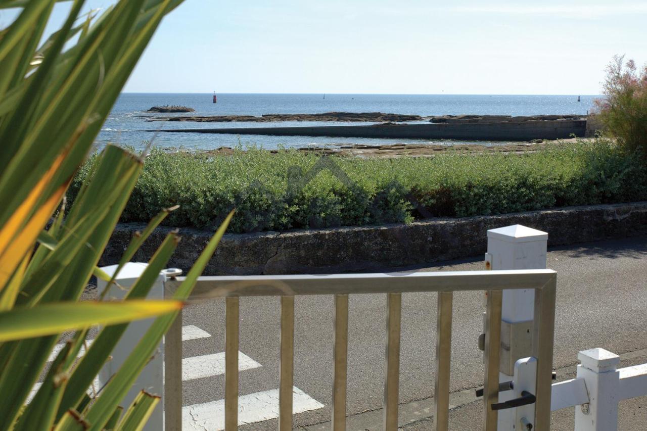 LocaLise au Guilvinec - A22 - Belle vue sur la mer, la piscine et le jardin - Tout à pied, plages, port, centre, commerces, marché - Wifi inclus - Animaux bienvenus - Linge de lit inclus Esterno foto