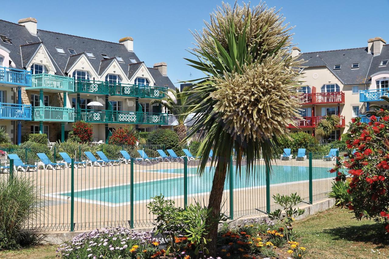 LocaLise au Guilvinec - A22 - Belle vue sur la mer, la piscine et le jardin - Tout à pied, plages, port, centre, commerces, marché - Wifi inclus - Animaux bienvenus - Linge de lit inclus Esterno foto