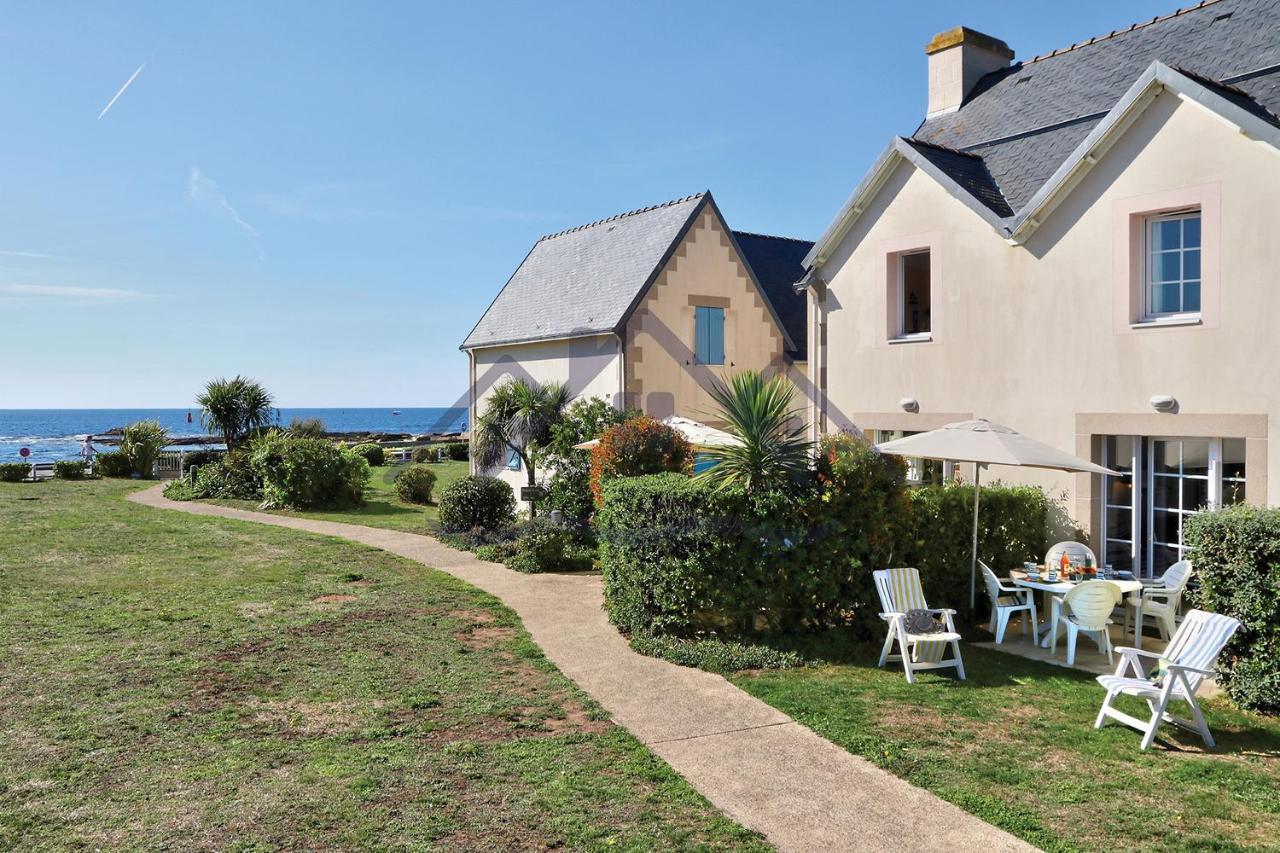 LocaLise au Guilvinec - A22 - Belle vue sur la mer, la piscine et le jardin - Tout à pied, plages, port, centre, commerces, marché - Wifi inclus - Animaux bienvenus - Linge de lit inclus Esterno foto